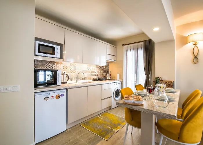 Kalamaki Flats カシュ