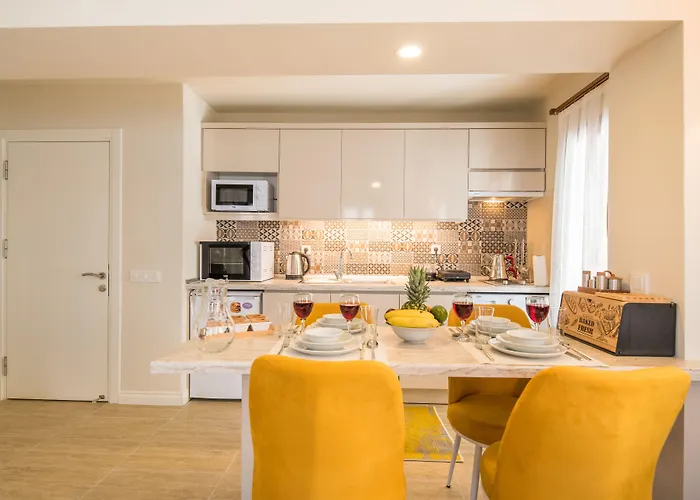 アパートホテル Kalamaki Flats *