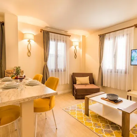 Kalamaki Flats Апарт-готель Каш