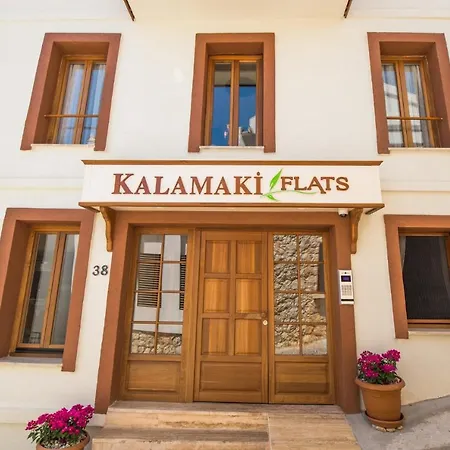 Kalamaki Flats Каш