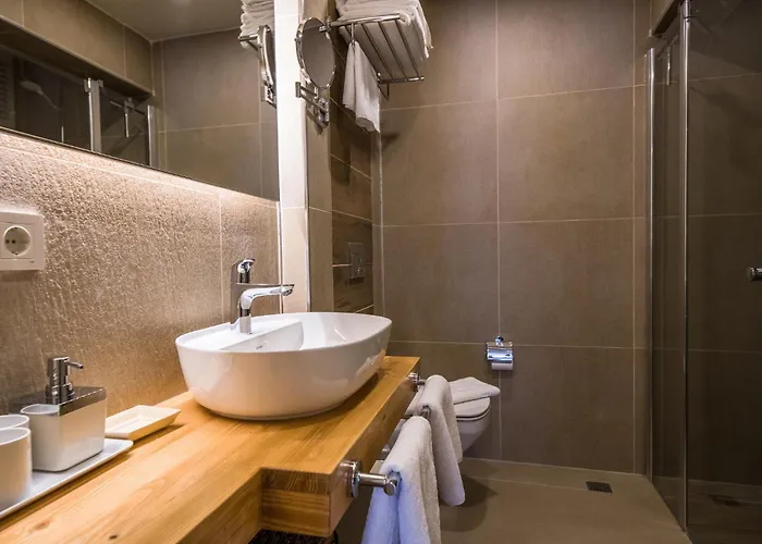 Kalamaki Flats Aparthotel *