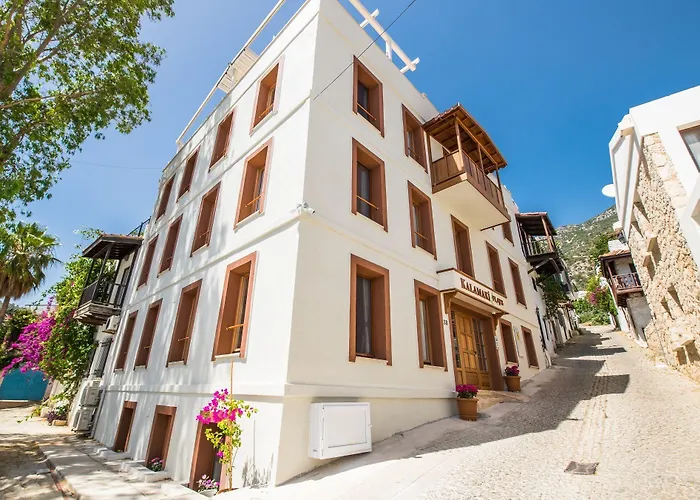 Aparthotel Kalamaki Flats